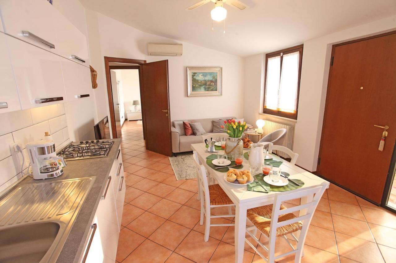 Appartamento Casa Elisa, trilocale a Peschiera del Garda Esterno foto